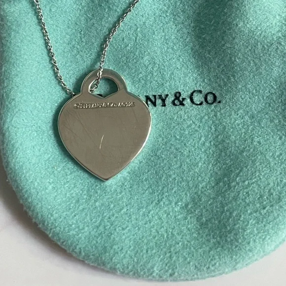 ❗️SOLD❗️Tiffany & Co. necklace - Picture 3 of 6